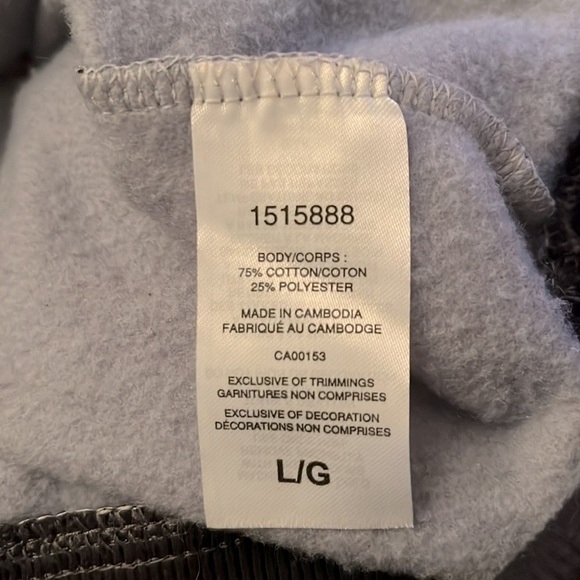 NWOT / Champion tie dye hoodie in navy/grey.  Navy ribbed cuffs/waistband 💙🩶 - Picture 4 of 5